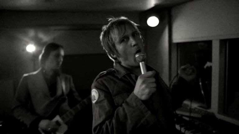 FREE FALL - Power & Volume (OFFICIAL MUSIC VIDEO)