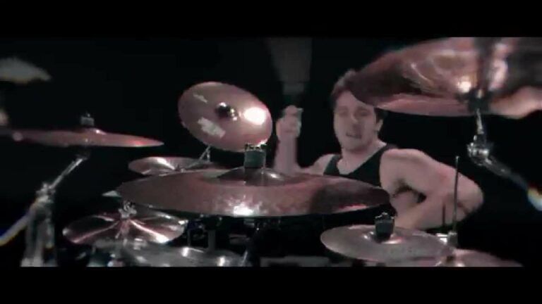 SEPULTURA - Da Lama Ao Caos (OFFICIAL MUSIC VIDEO)