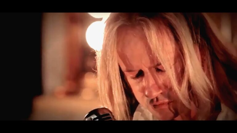 VOODOO CIRCLE – Cry For Love (2013) // Official Music Video // AFM Records