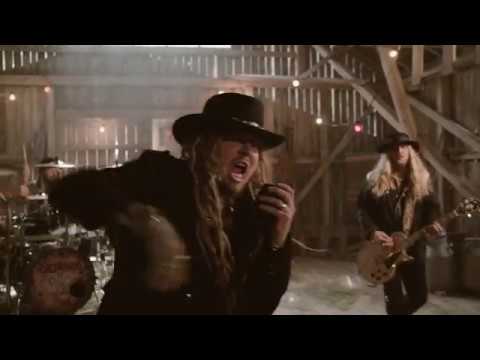 KORPIKLAANI – Henkselipoika (OFFICIAL VIDEO)