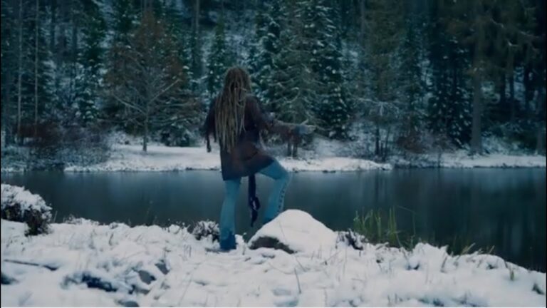 KORPIKLAANI – Sanaton maa (OFFICIAL VIDEO)