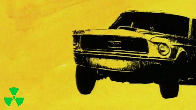 THE HELLACOPTERS – Move Right Out Of Here (OFFICIAL MUSIC VIDEO)