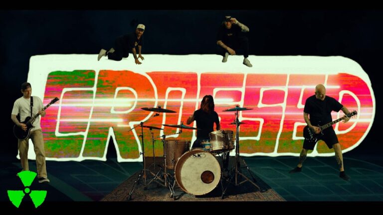 COMEBACK KID – Crossed feat. Joe Duplantier of Gojira (OFFICIAL MUSIC VIDEO)