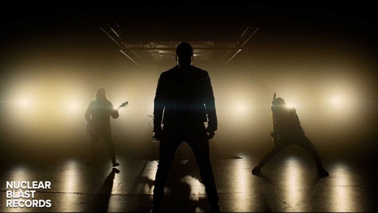 CROWNSHIFT – A World Beyond Reach (OFFICIAL MUSIC VIDEO)